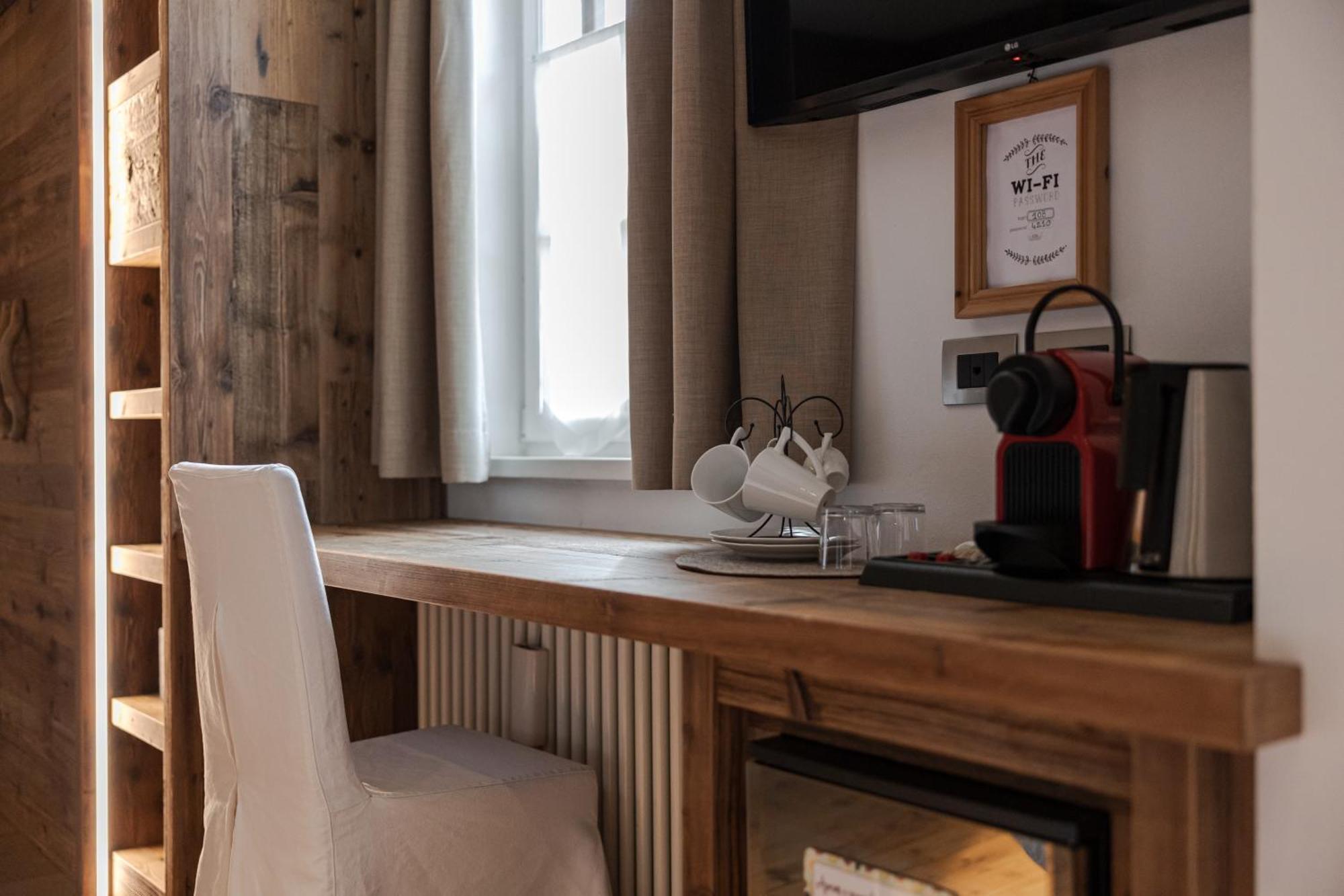 Hotel Garni Laurino Кавалезе Екстериор снимка